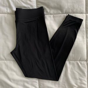🌟3/$10🌟 Black Capri Leggings